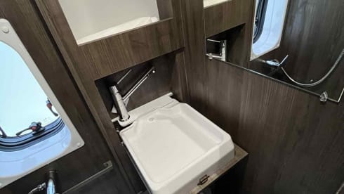 Casa Camino – New - 2-3 person fully equipped Campervan - Casa Camino