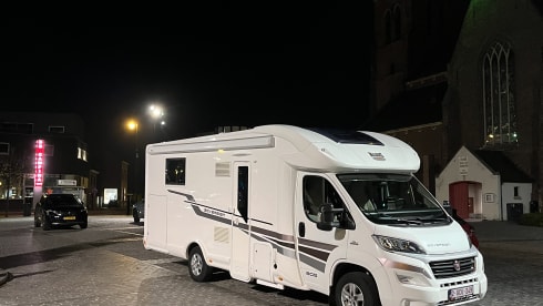 5p McLouis semi-integrated uit 2016