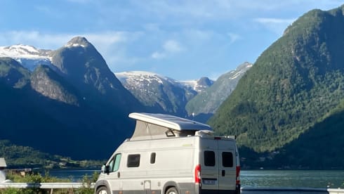 Comfortabele buscamper te huur 