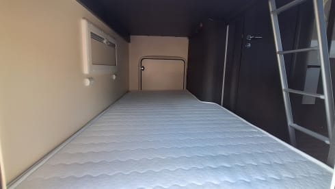 Spacious 4p camper RollerTeam Performance Plus 247 TL Ford