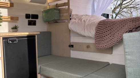Ada – LUXURY - Spacious and beautiful Bespoke 3 berth Citroen Relay - Ada Van  