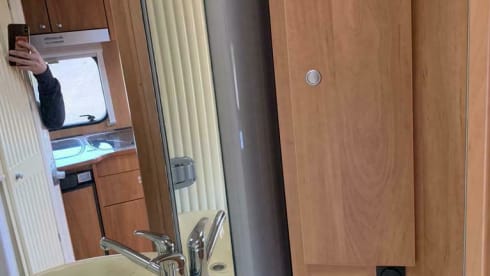 Moby – Compacte 4 persoons integraal camper, met toch heel veel ruimte..