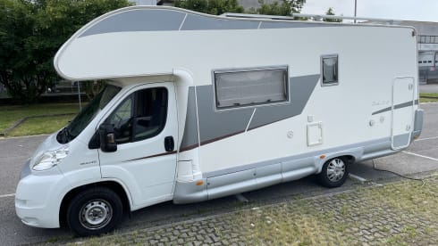 DUCA_57 – Elnagh Duke 57D: Experience the XL Adventure with the Comfort you expect.