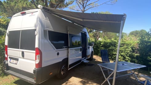 Ride 2 – Campervan for bikers