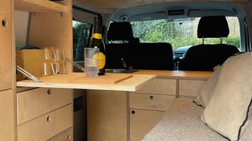 VW Canpervan con 2 posti letto - stile Scandi - 2018