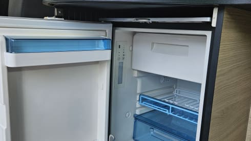 Gary – T6 Grey VW Campervan 2017