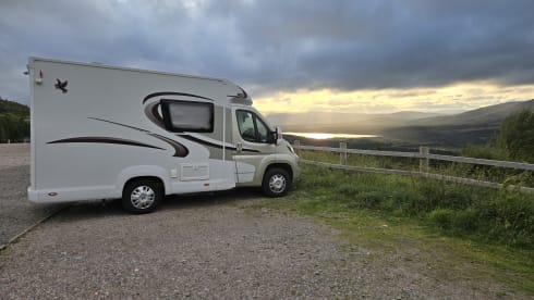D'artagnon – 2 berth Peugeot semi-integrated from 2017