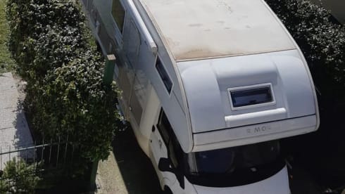 Lerry92 – Camper mansardato 6 posti con aria condizionata