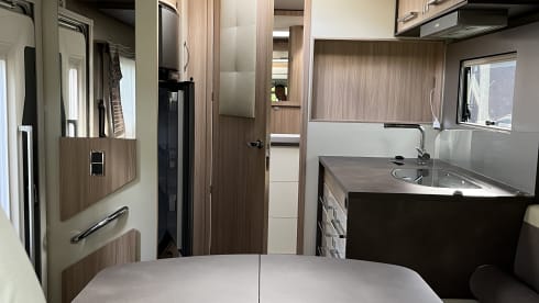 Florium – Luxury camper for 2 people (2020) from the Fleurette class segment!