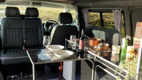 Jeff – Jeff- 4 Berth Volkswagen Campervan - New Professional Conversion