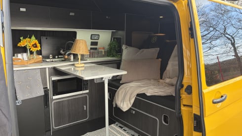 Bumblebee – Wohnmobil für vier Personen | Ihr perfekter Wochenendausflug auf Rädern