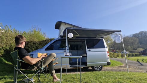 Iris – 4 Berth VW T5 Camper
