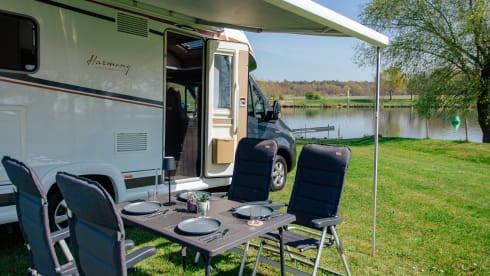 Luxury Bürstner Lyseo (2020) 