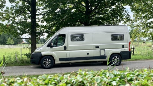 Mario – Perfect Fiat Bavaria Camp camper van for rent -automatic
