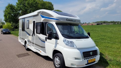 4 person Chausson Titanium (semi-integrated from 2014)