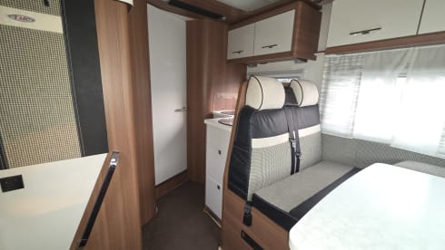 5p Fiat semi-integrated