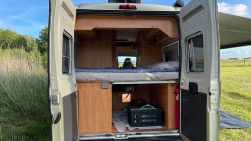 Gouden koets – An almost new Possl 2Win Plus camper from 2020, Euro6 and 141 hp