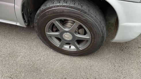 Bertyventurer – 4 berth Mazda bongo to hire with awnings let your adventure begin here