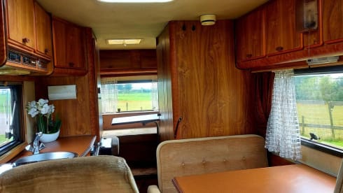 Oldtimer Hymer from 1986 for 4 persons