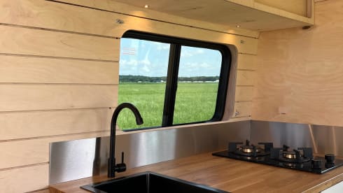 CosyCabin on Wheels – Brand New 3p Renault Master Campervan (2025) 