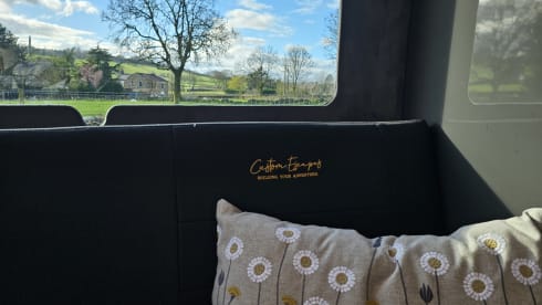 Beresford – 2 berth Mercedes-Benz campervan