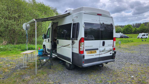 Bertha – 2 Berth Compact Motorhome - Auto-Sleepers Symbol