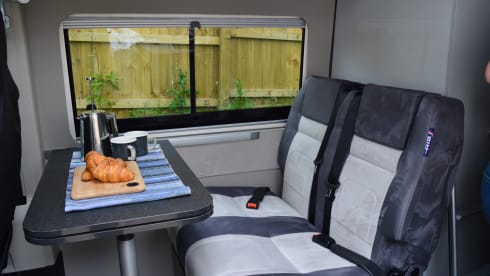 Klara – Autobus Peugeot 4 couchettes de 2018