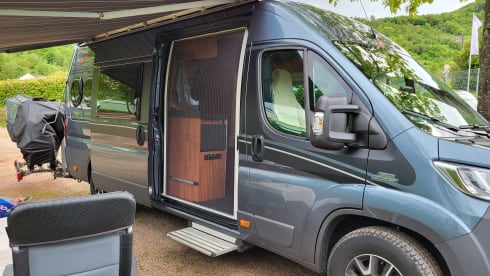 CamperTonFranka – 2p Carthago bus from 2017