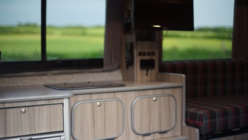 Betsy – Betsy - The VW Crafter! 
