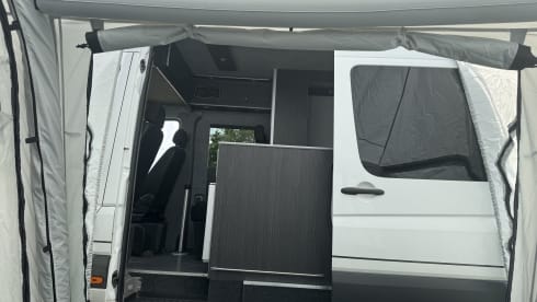 Mr Adventure  – 2 berth Mercedes-Benz Adventure Van