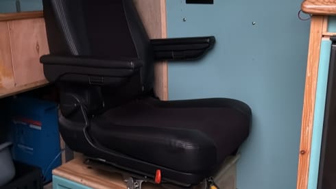 De Buitenbus – 2p Other campervan from 2018