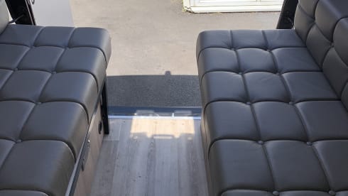 John The Dormobile – 4 berth Peugeot bus from 2022