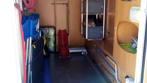 Camper for 4 comfortable seats