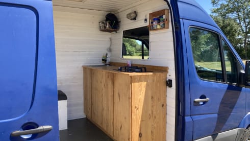 Offgrirt camperbus  – 3p Volkswagen bus uit 2011
