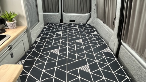 Glen Roamer – 4 berth Volkswagen T6 Campervan Rental Perthshire Scotland