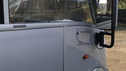 Bur – 4p Bürstner integrated uit 2008