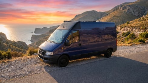 Lotta – 2-seater Fiat bus from 2002