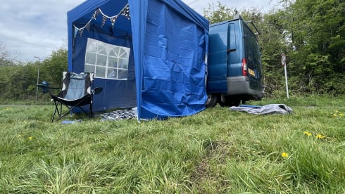 Peggy Blue – 3 berth Ford campervan conversion