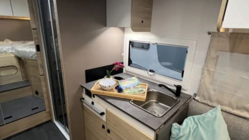 C01 – 4p Chausson semi-integrated uit 2025