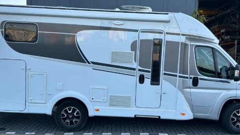 4p Carado T338  uit 2022
