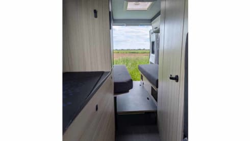 Buscamper – Sun Living V65 SL BUSCAMPER (2025) 3-seater