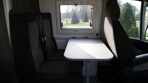 Roja │ Spacious and luxurious double camper