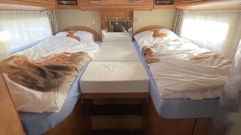 Edens Wanderlust – Luxury camper with every convenience, a dream on wheels!