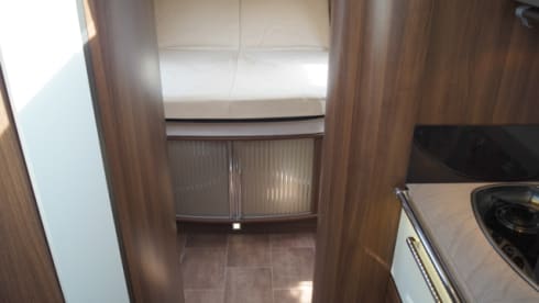Onze dame – BURSTNER 735 ELEGANCE