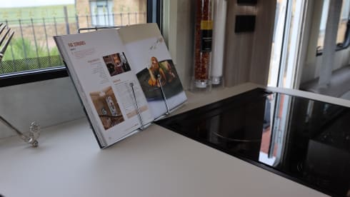 Saltburn motorhome hire  – 6 berth Fiat bus from 2021