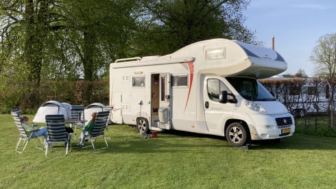 Roller Team – Spacious, cozy family camper