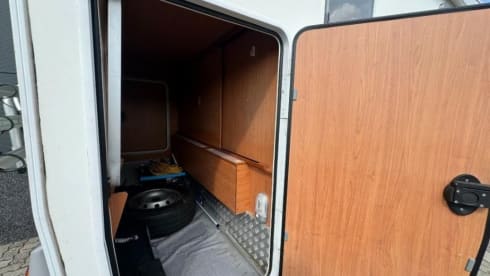 705 Maess Sunline A725 – 6p Giottiline alcove from 2010