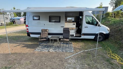 De Camper zonder Naam – Wunderschöner Mercedes-Benz Zweisitzer 