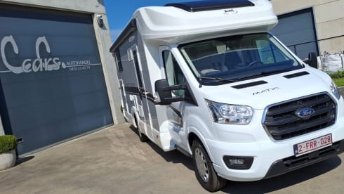 FORD Mc Louis Avantgarde – 5p McLouis semi-integrated from 2024