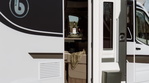 4p Benimar semi-integrated from 2026